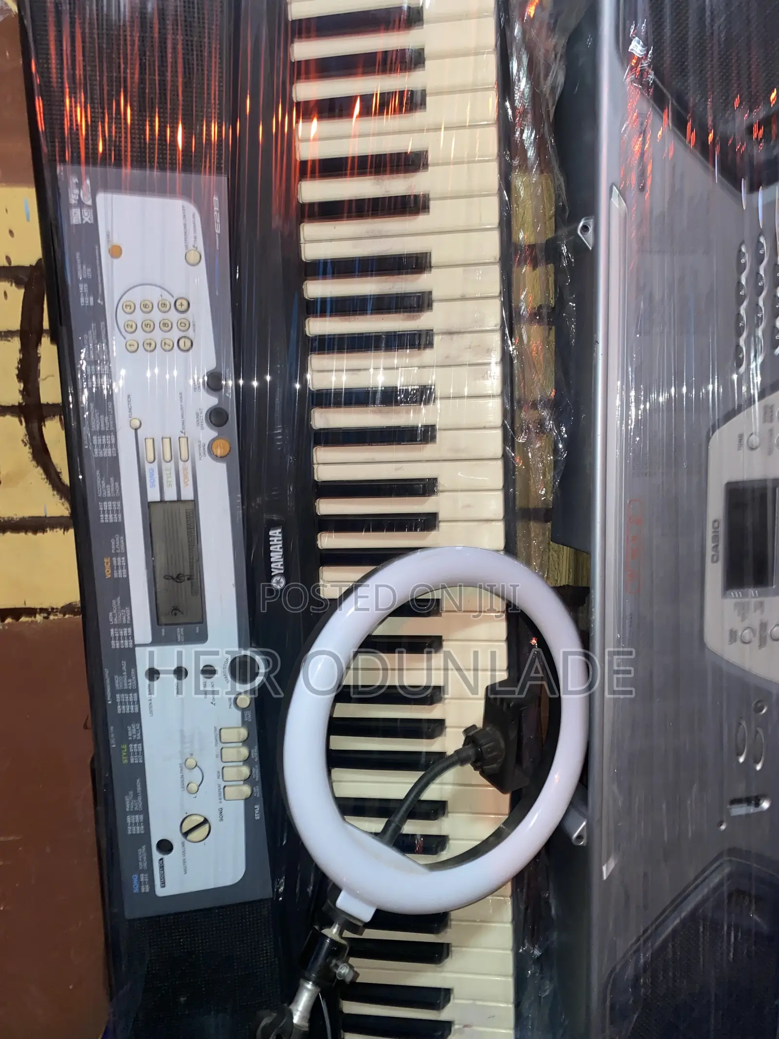 Yamaha Keyboard PSR E213