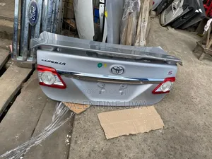 2010 / 2012 Toyota Corolla Boot