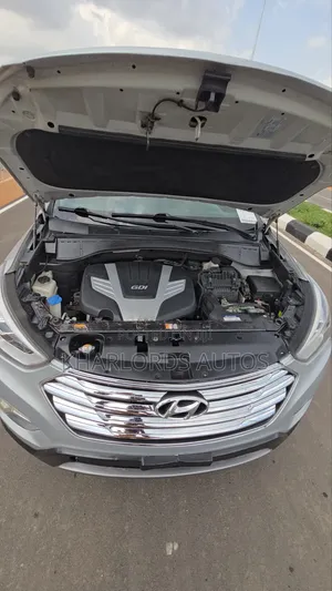 Hyundai Santa Fe 2016 Silver