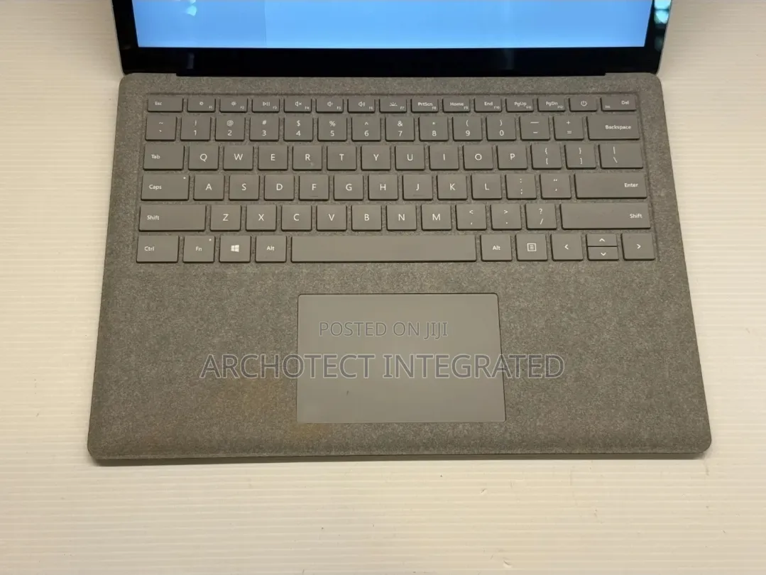 Laptop Microsoft Surface Laptop 2 8GB Intel Core i5 SSD 256GB