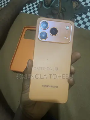 Tecno Spark 50 128 GB Orange