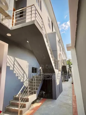 Furnished 4bdrm Duplex in Gra Estate for rent