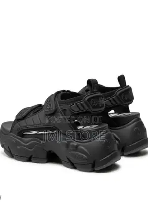 Buffalo Binary Sandal