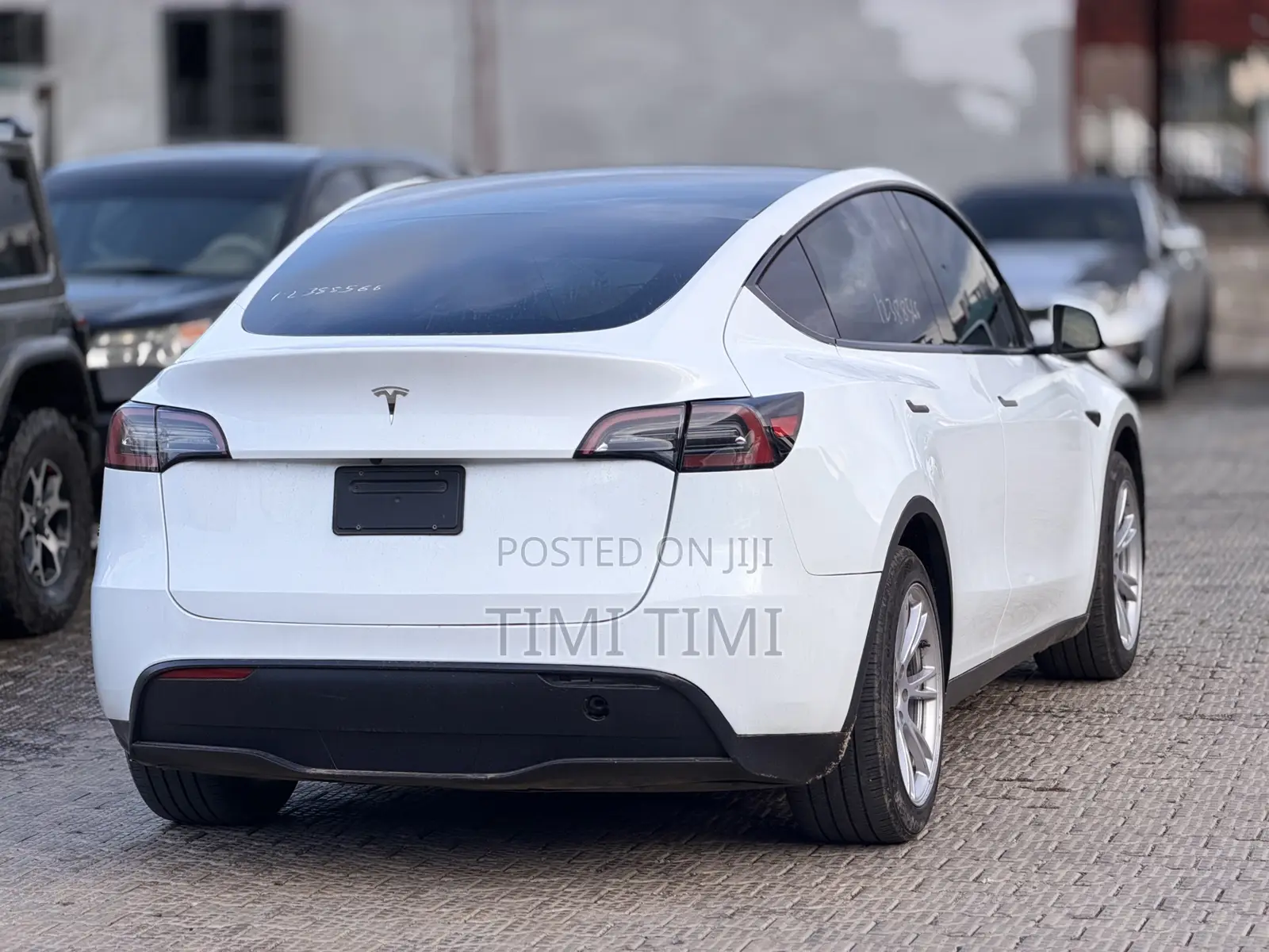 Tesla Model Y 75D kWh Performance 2022 White