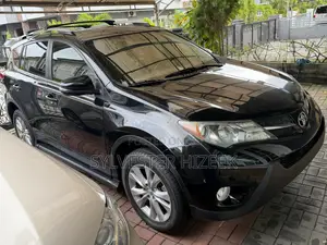 Toyota RAV4 Limited 4dr SUV (2.5L 4cyl 6A) 2015 Black