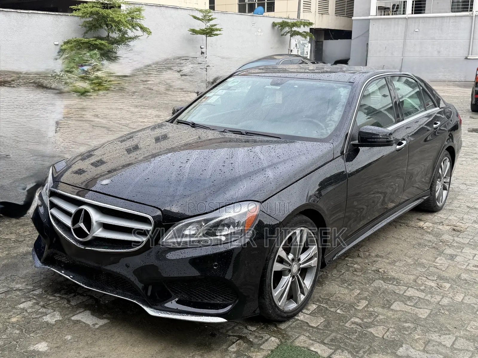 Mercedes-Benz E350 2013 Black