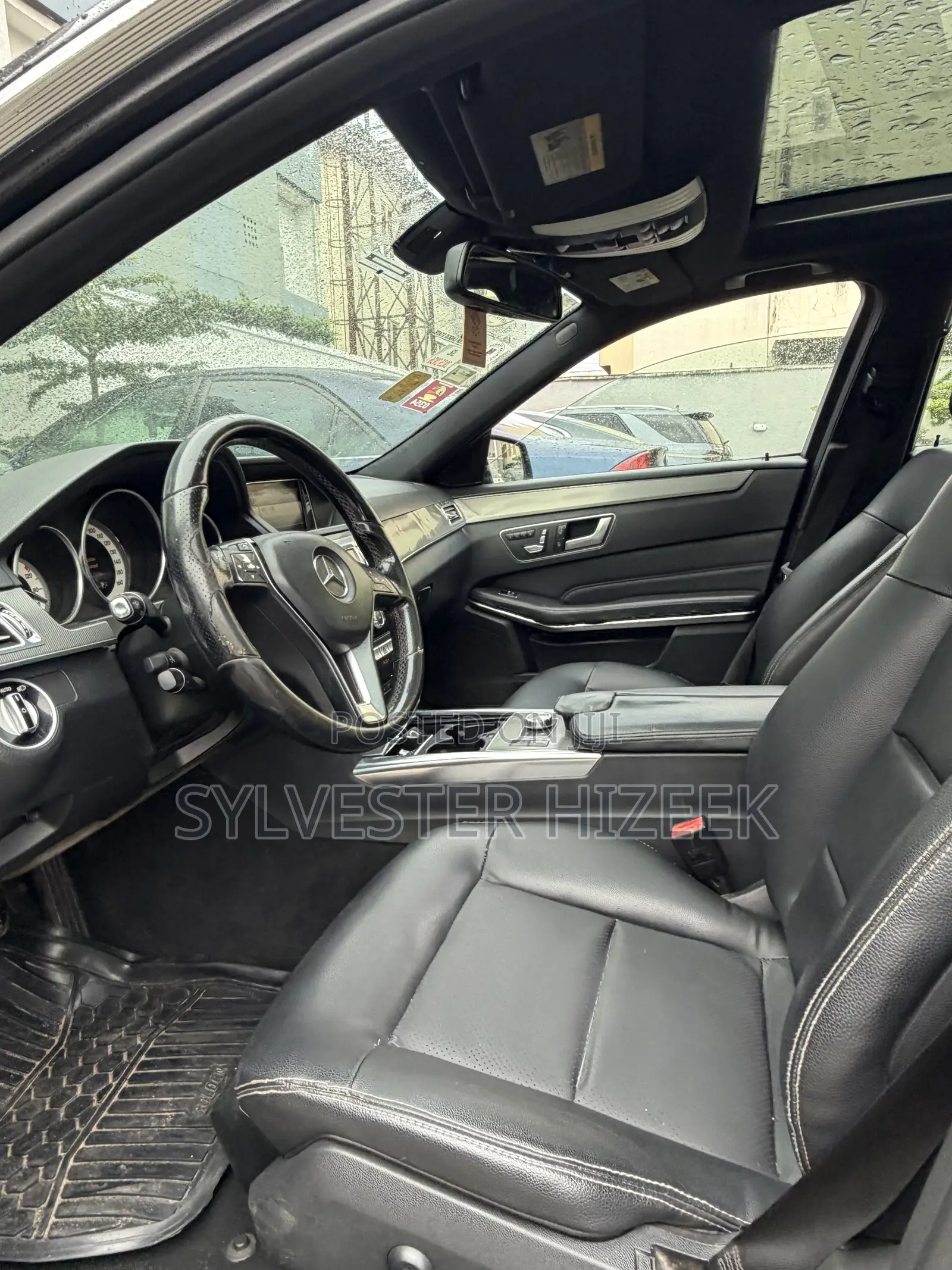Mercedes-Benz E350 2013 Black