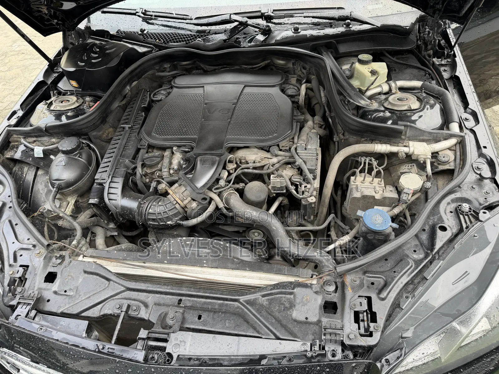 Mercedes-Benz E350 2013 Black
