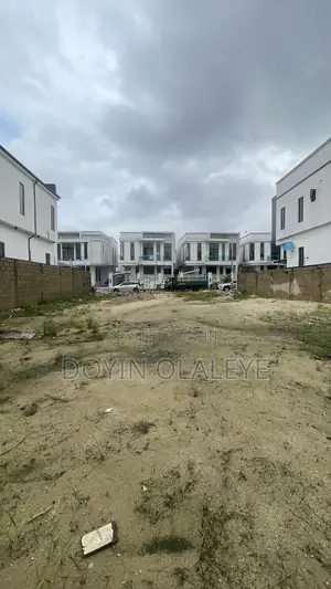 630sqm Plot in Captains Court Estate | Ajah, Lekki | Gov. Consent