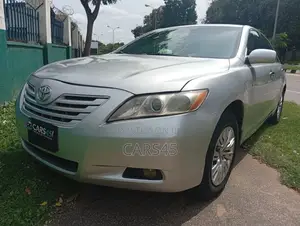 Toyota Camry 2009 Silver