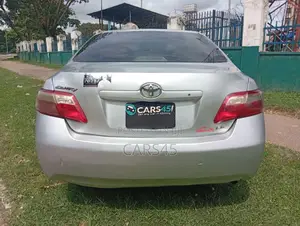Toyota Camry 2009 Silver
