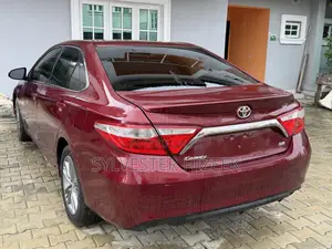 Toyota Camry SE 4dr Sedan (2.5L 4cyl 6A) 2015 Red