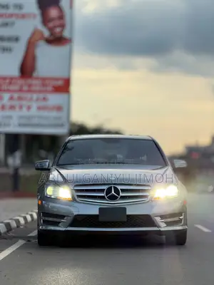 Mercedes-Benz C300 2014