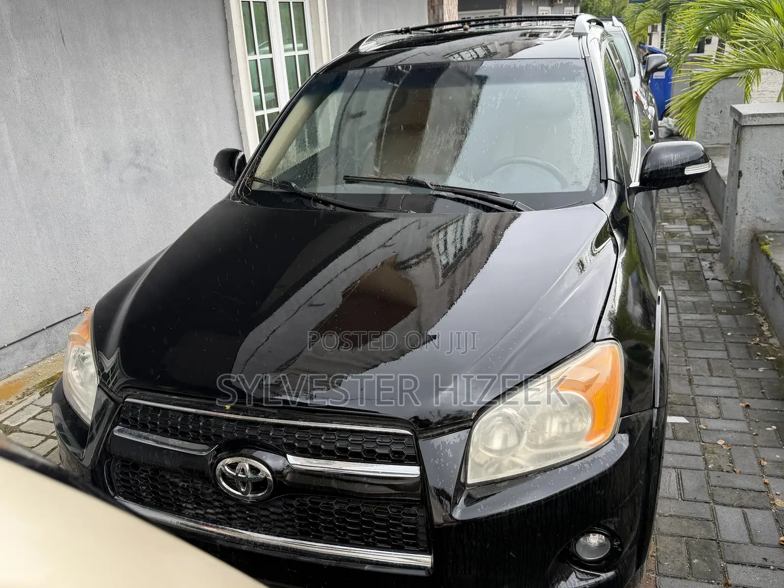Toyota RAV4 2010 Black