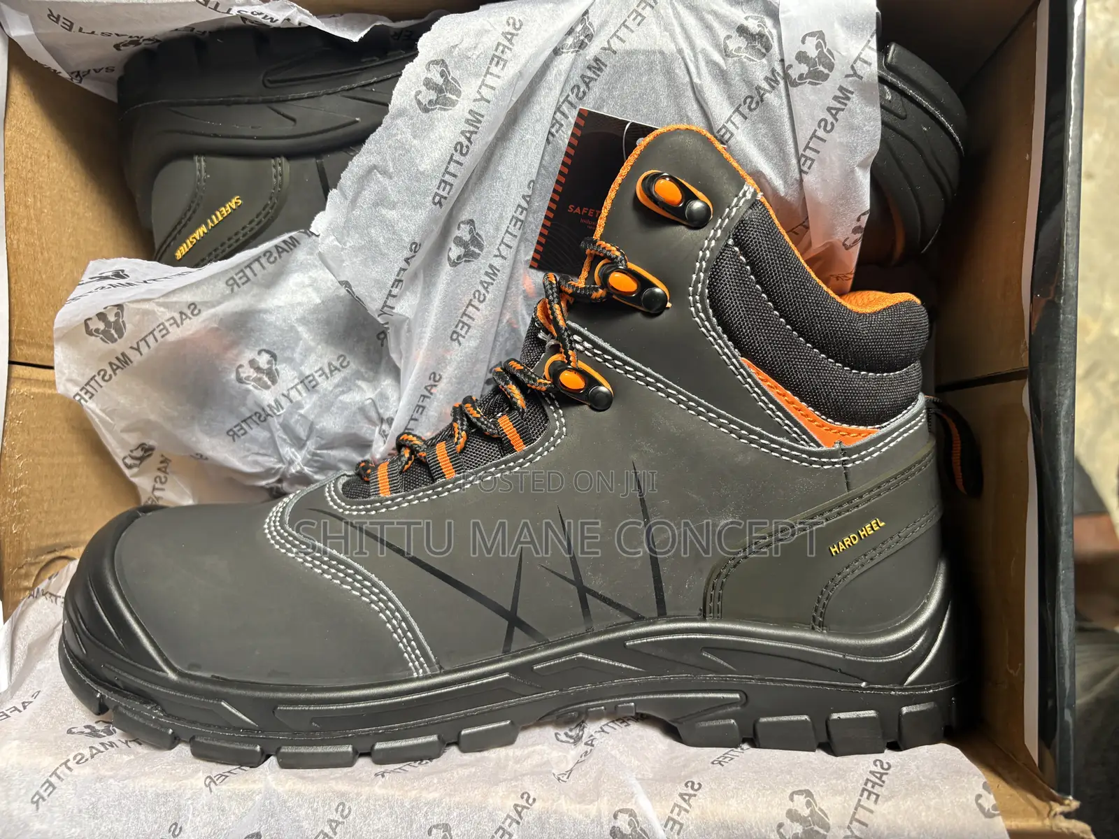 Hard Heel Safety Master Boot