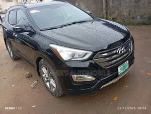 Hyundai Santa Fe 2015 Black