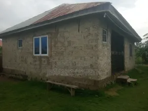 3bdrm Bungalow in Housing Estate, Afao, Ado Ekiti for sale
