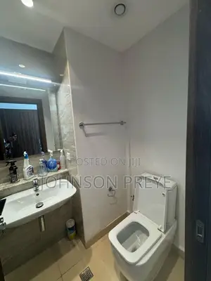 2bdrm Apartment in Lekki Phase 1 Right, Victoria Island for rent