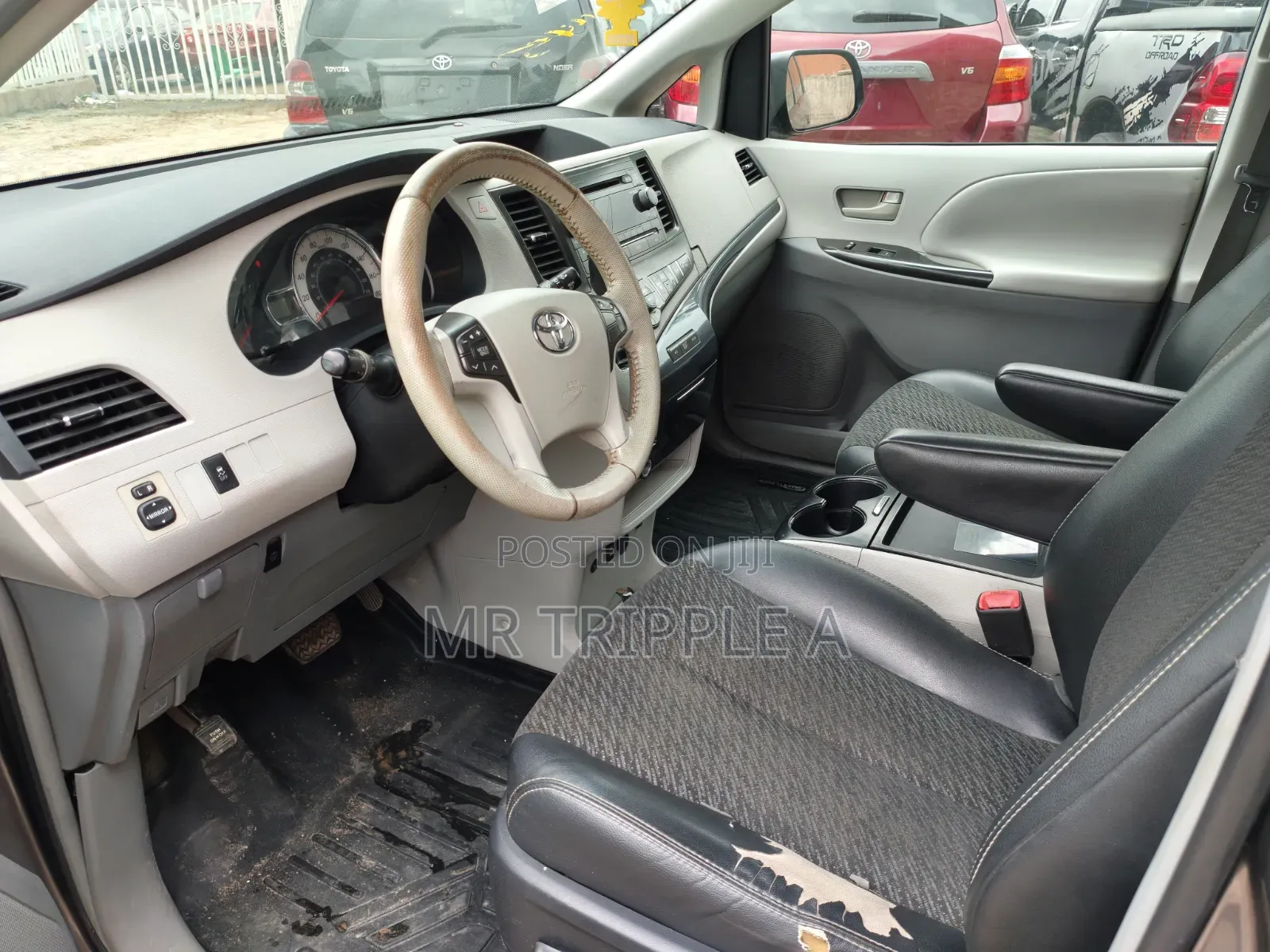 Toyota Sienna 2012 Gray