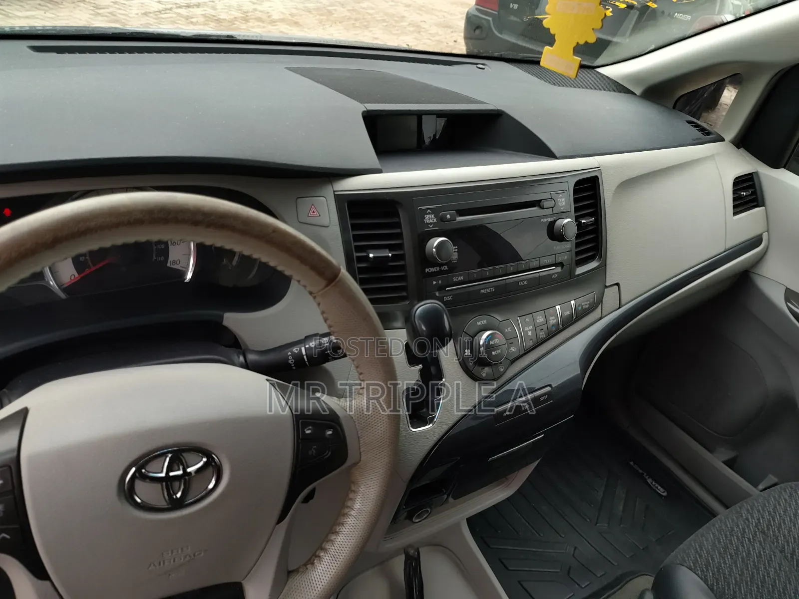 Toyota Sienna 2012 Gray