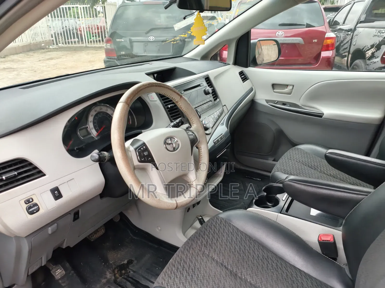 Toyota Sienna 2012 Gray