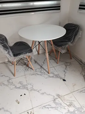 Mini Round Wooden Top Restaurant/Dining Table Set