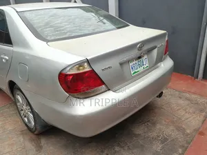 Toyota Camry 2006 Silver