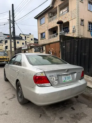 Toyota Camry 2006 Silver
