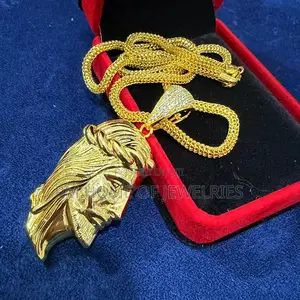Gold Plated Chain With Pendant