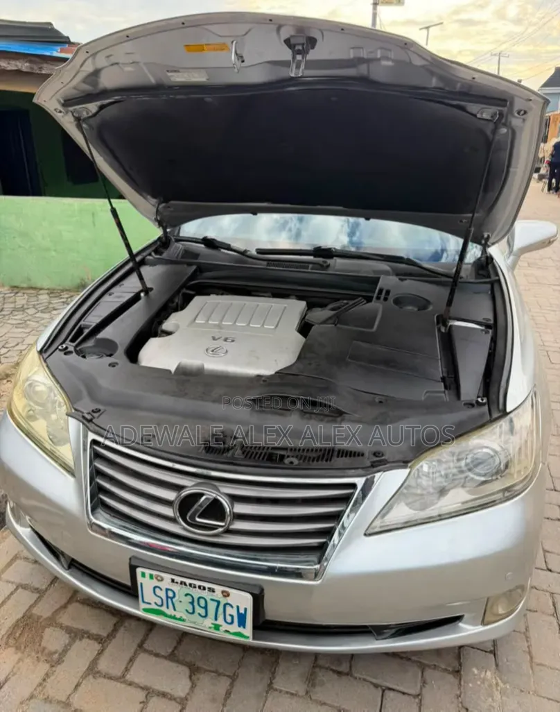 Lexus ES 350 2011 Silver
