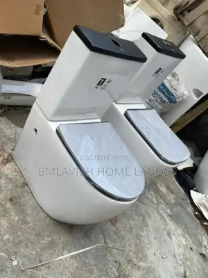 Black and Gold Water Closet Set