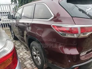 Toyota Highlander 2015 Brown
