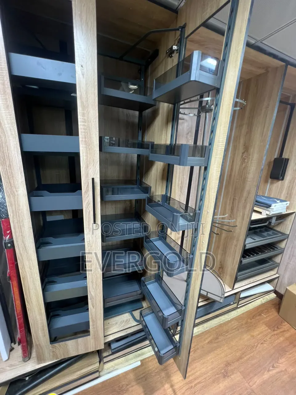 Luxury Pantry 6 Step Available