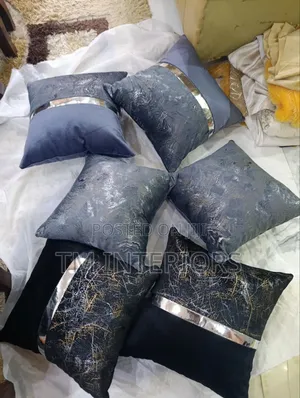 Classic Quality Throw Pillows