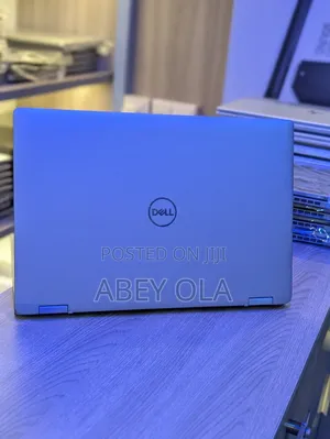 Laptop Dell Latitude 5320 2-in-1 16GB Intel Core i7 SSD 512GB