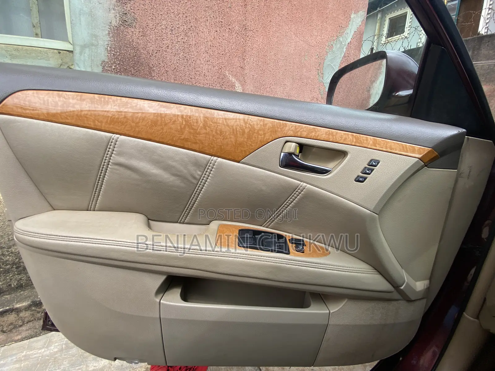 Toyota Avalon 2006