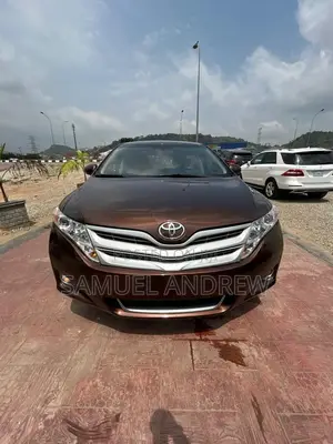 Toyota Venza AWD 2010 Brown