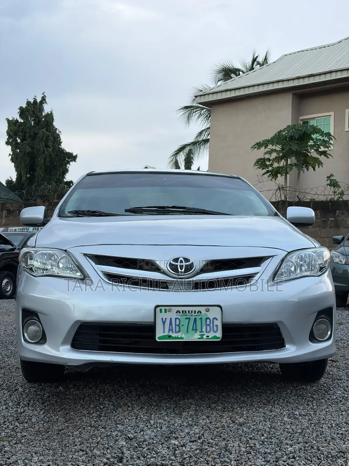 Toyota Corolla 2012 Silver