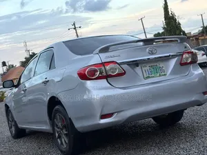 Toyota Corolla 2012 Silver