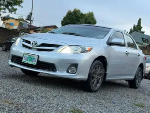 Toyota Corolla 2012 Silver