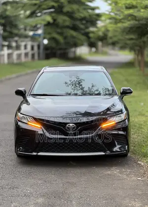 Toyota Camry XSE V6 (3.5L V6 8A) 2019 Black