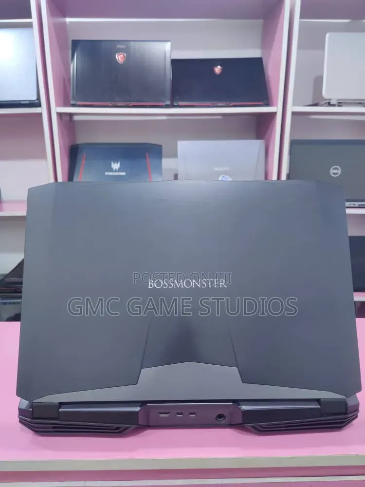 Laptop Clevo NH55RH 16GB Intel Core i7 SSD 512GB
