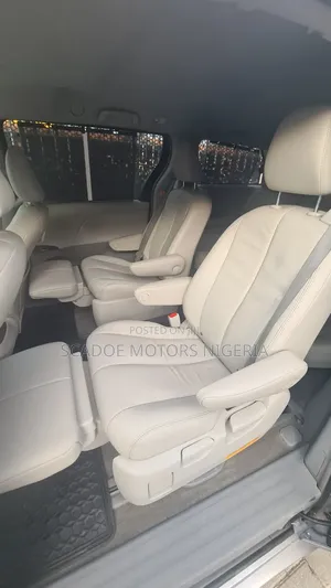 Toyota Sienna 2014 Ivory