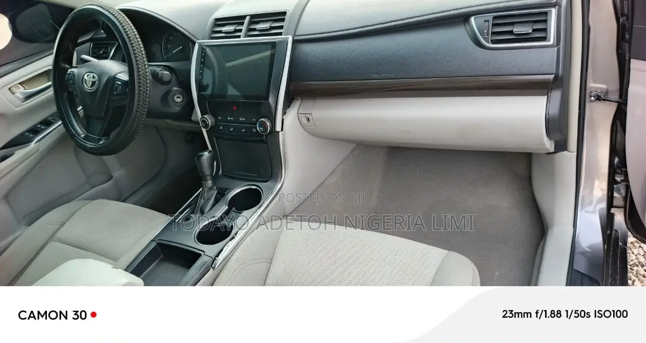Toyota Camry 2016 Gray