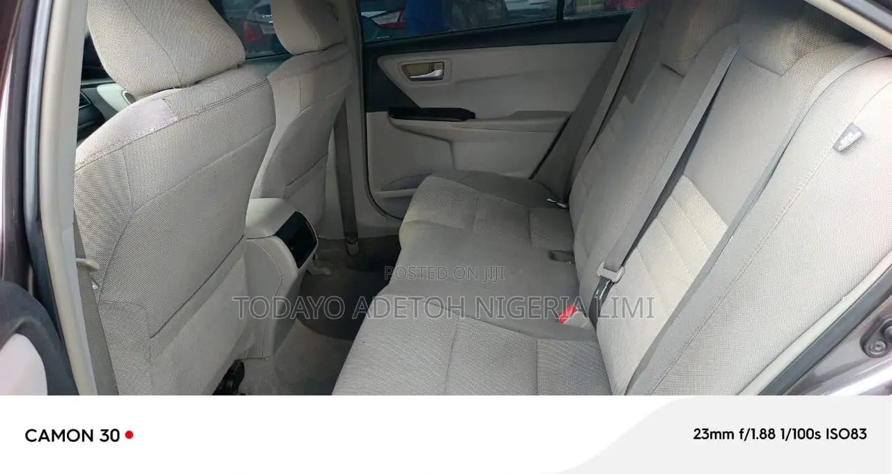 Toyota Camry 2016 Gray