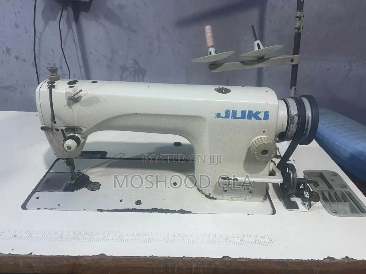Industrial Sewing Machine