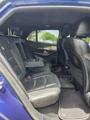 Mercedes-Benz GLE-Class 2021 Blue