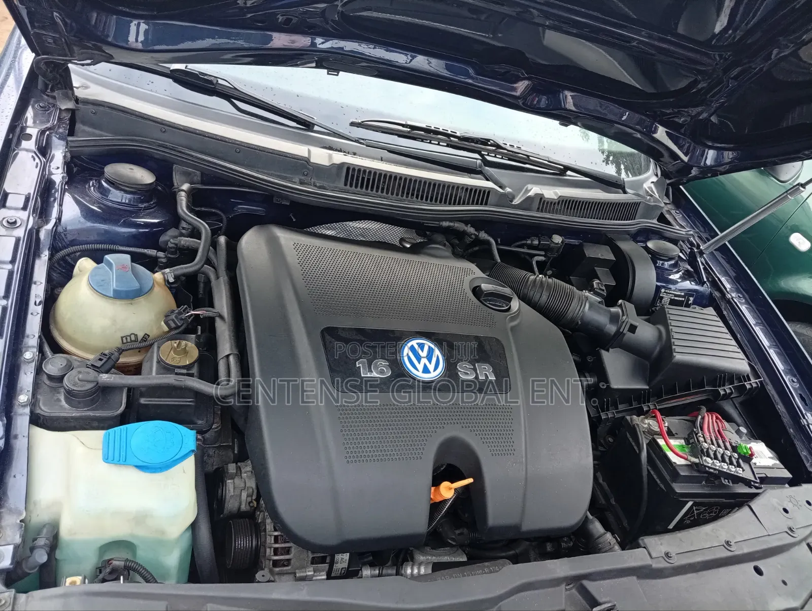 Volkswagen Golf 2000 Blue