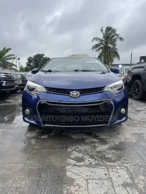 Toyota Corolla 2015 Blue