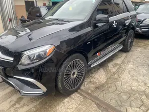 Mercedes-Benz M Class ML 550 4Matic 2012 Black